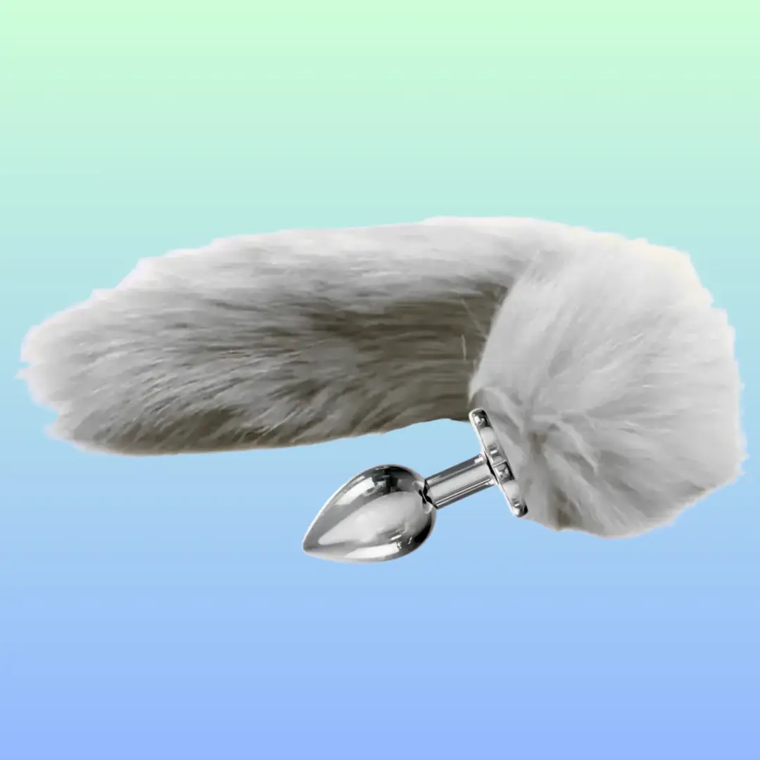 Vişne Love The Anal Fantasy Beyaz Tilki Kuyruklu Metal Anal Plug
